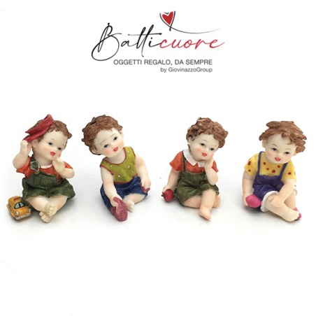 Bimbi in resina colorata,4 assortiti CM 6 CFN 12 - CTN 192